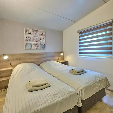 Beach Lodge *