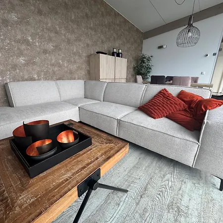 בית נופש Beach Lodge *